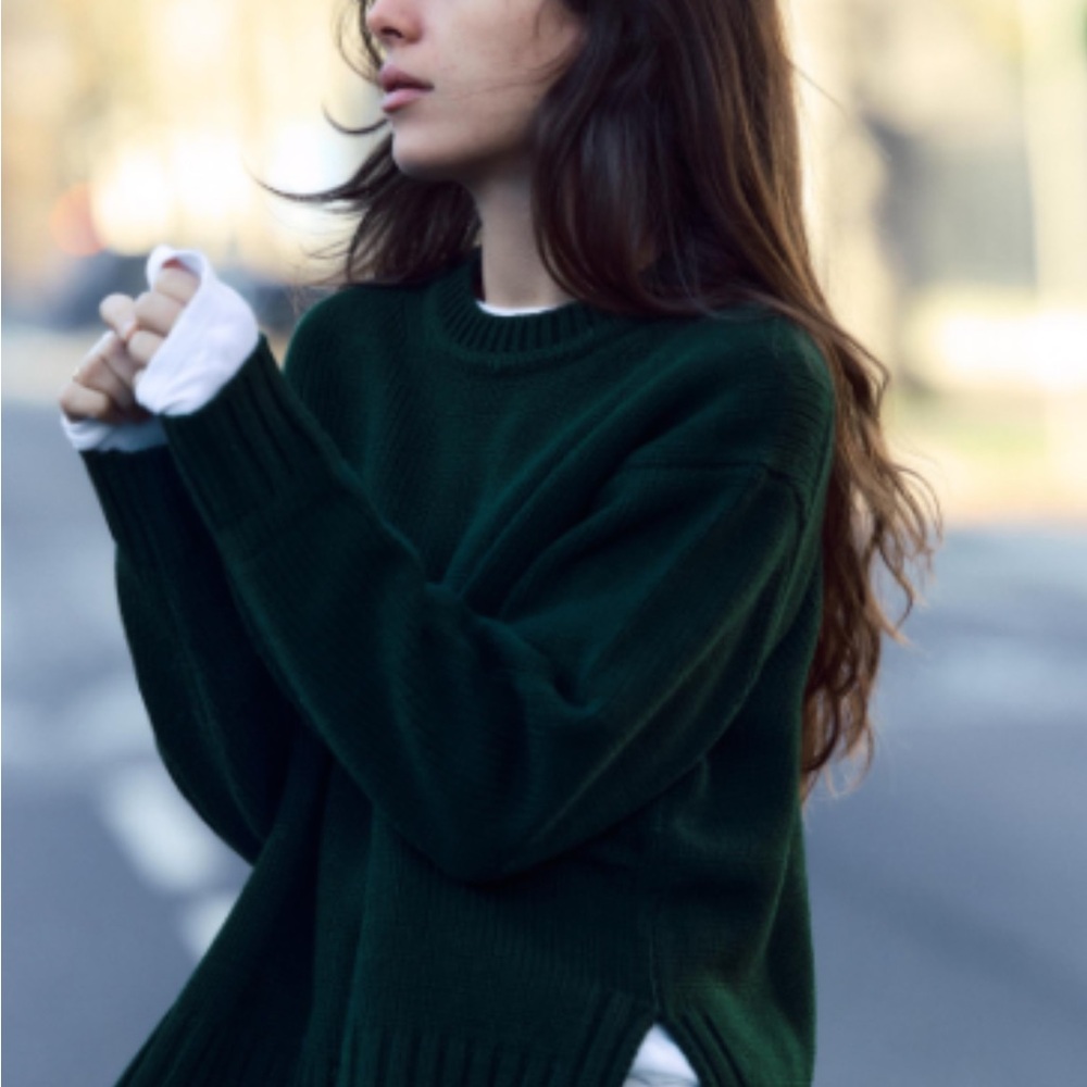 Women's Dark Green Sweater